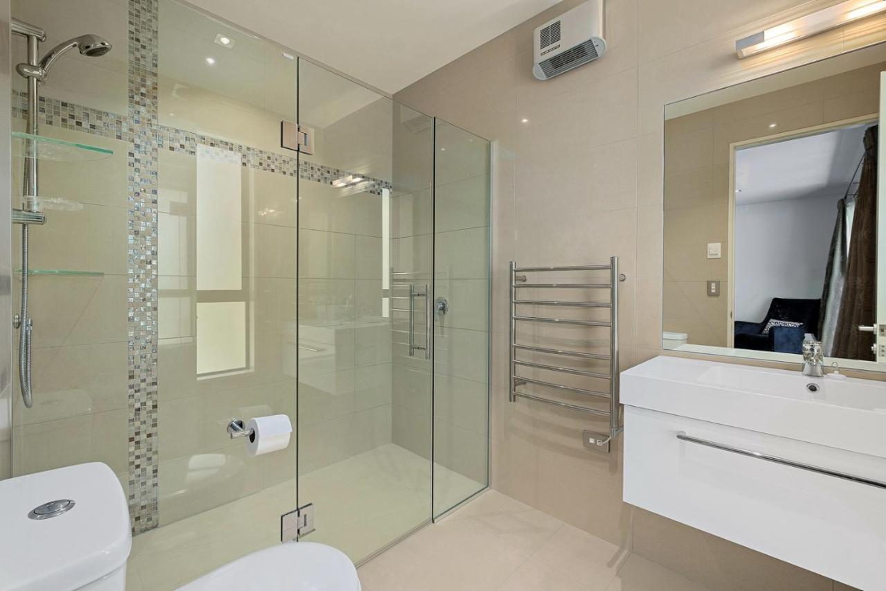Roys Bay Lodge - Wanaka Holiday Home Ngoại thất bức ảnh