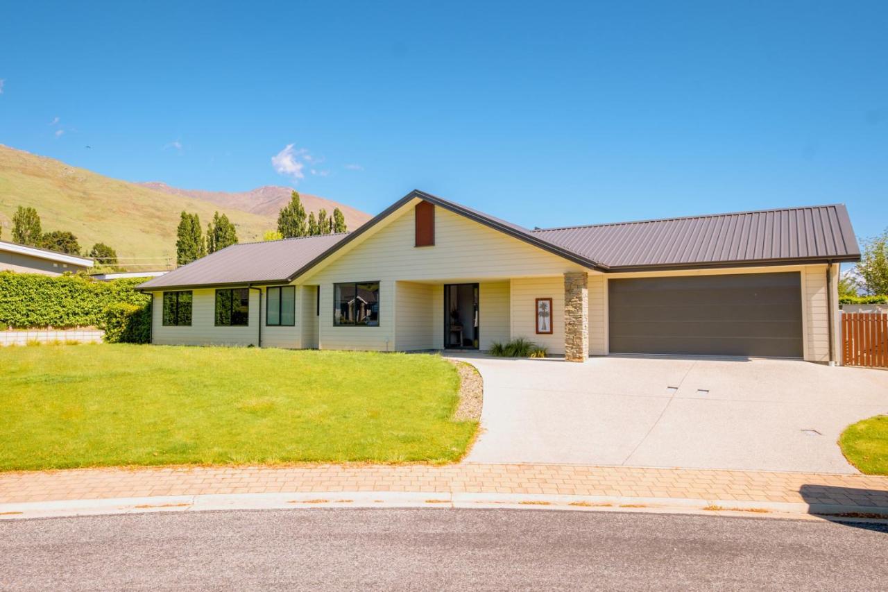 Roys Bay Lodge - Wanaka Holiday Home Ngoại thất bức ảnh